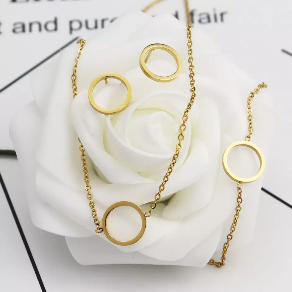 Ensemble collier avec gourmette et boucles d'oreilles en acier inoxydable