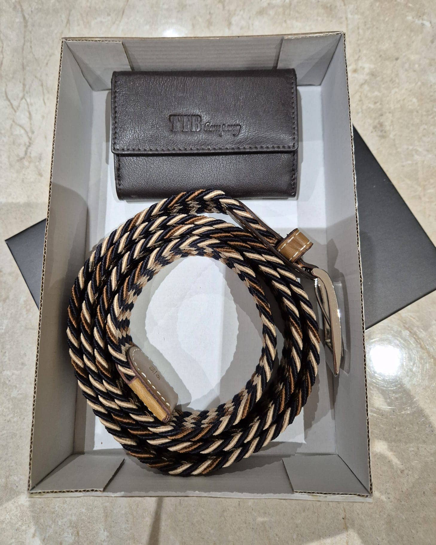 ENSEMBLE PORTEFEUILLE EN CUIR AVEC CEINTURES ÉLASTIQUES: 10