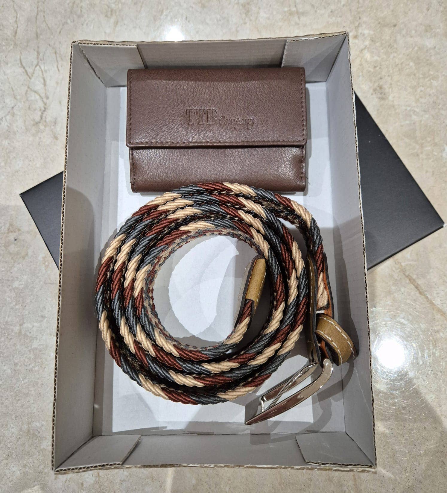 ENSEMBLE PORTEFEUILLE EN CUIR AVEC CEINTURES ÉLASTIQUES: 3
