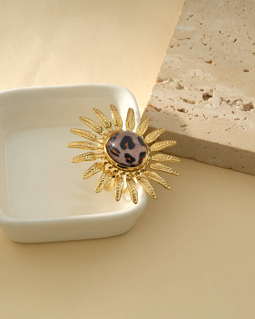 Bague Dorée Soleil Motif Animalier Léopard Ajustable