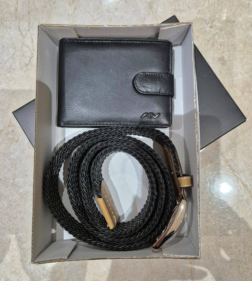 ENSEMBLE PORTEFEUILLE EN CUIR AVEC CEINTURES ÉLASTIQUES: 1