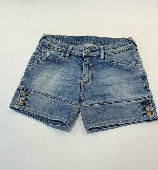 short jeans