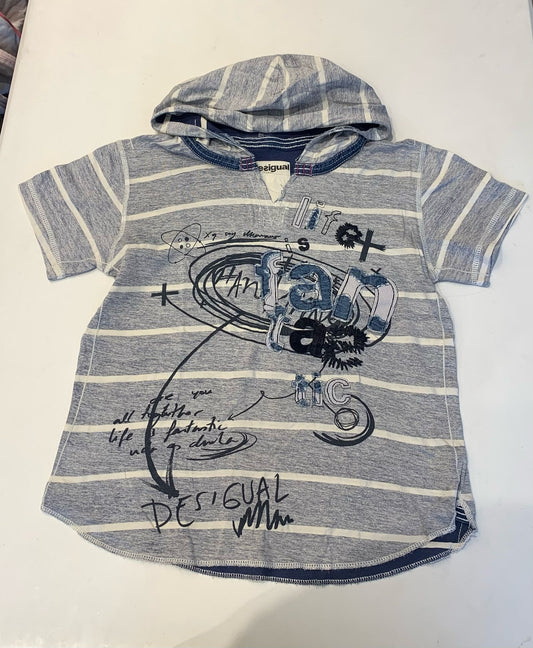 T-shirt avec capuche