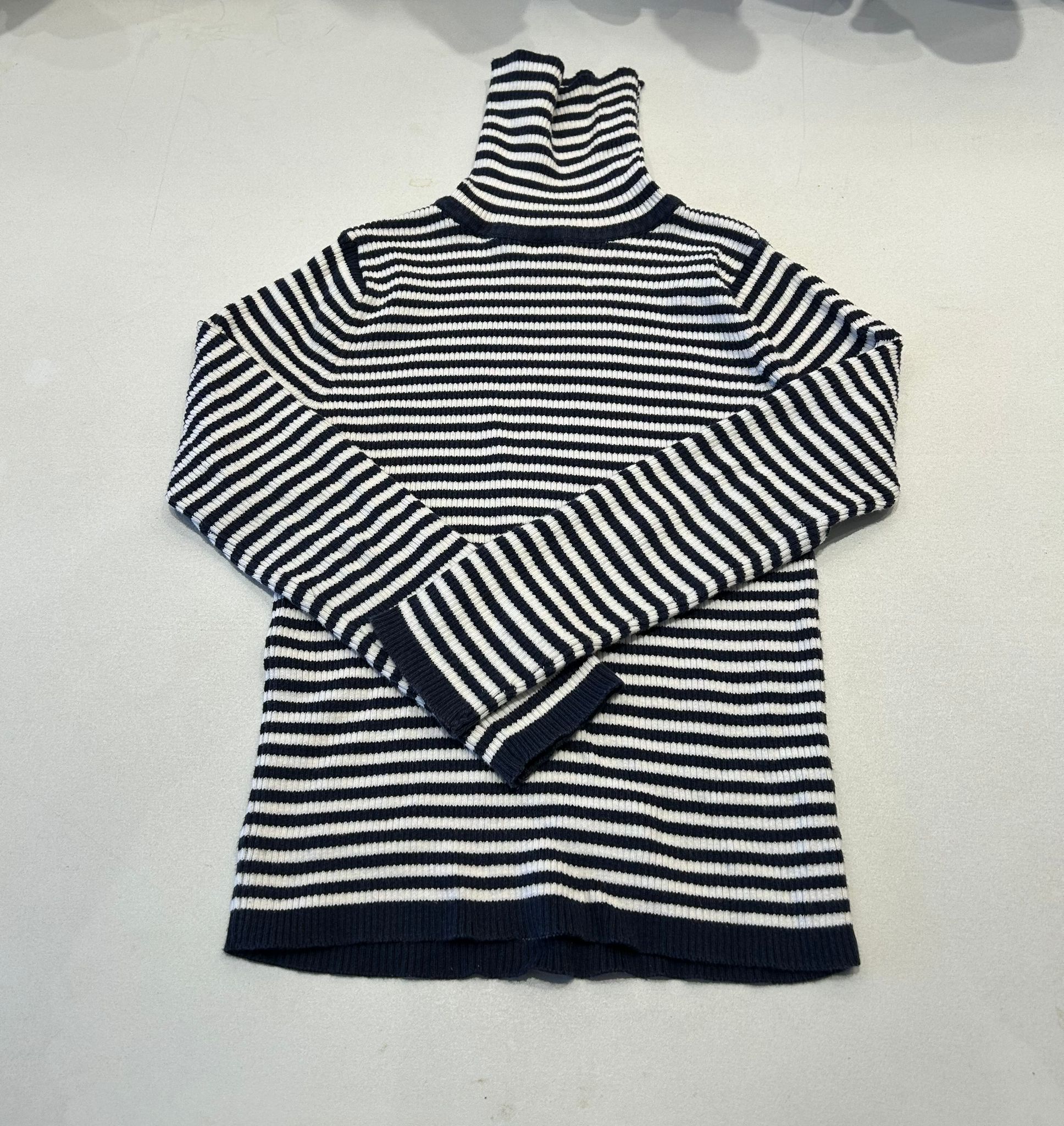 Pull col roulé pour fille
