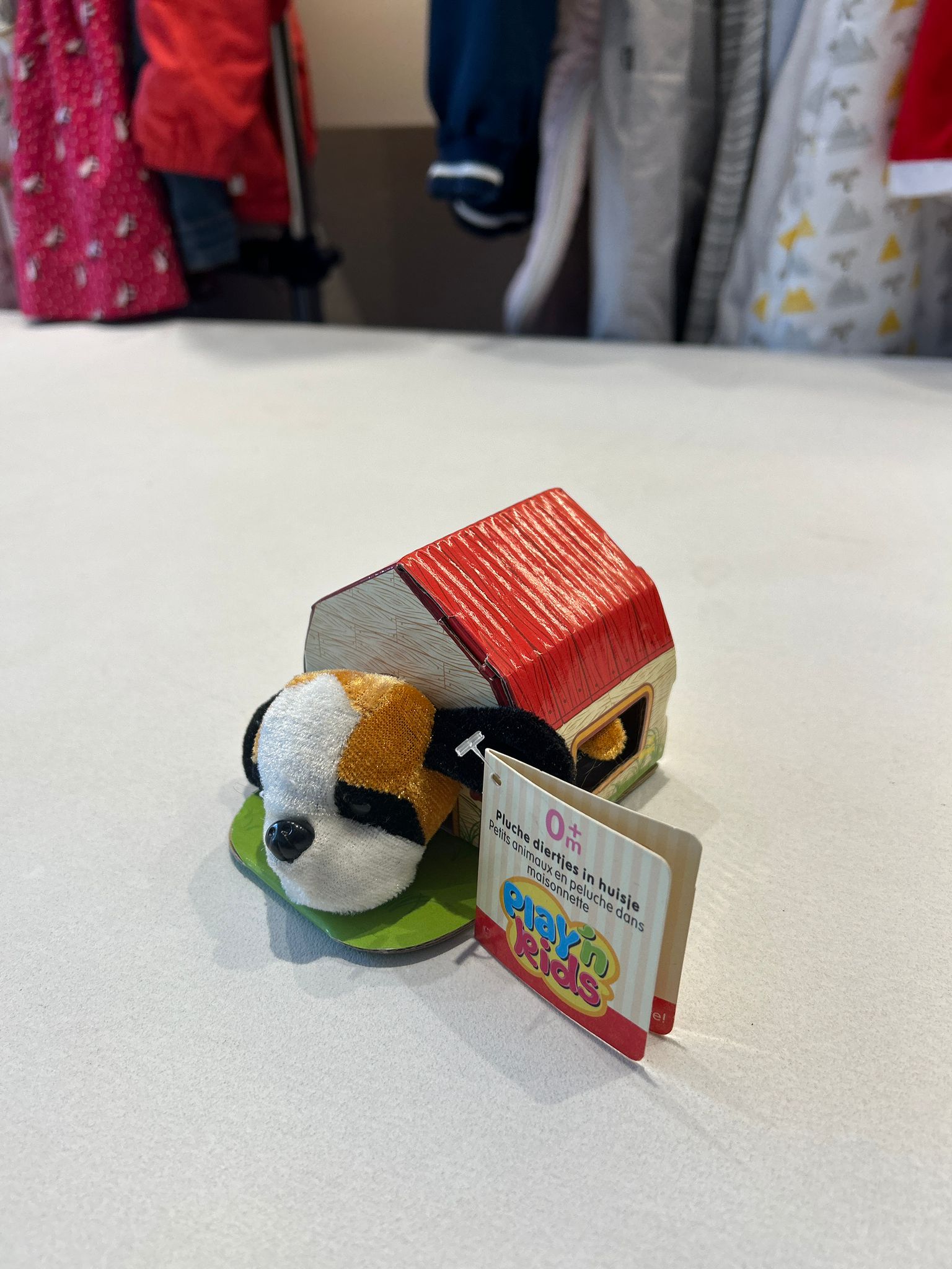 Jouet en peluche bébé