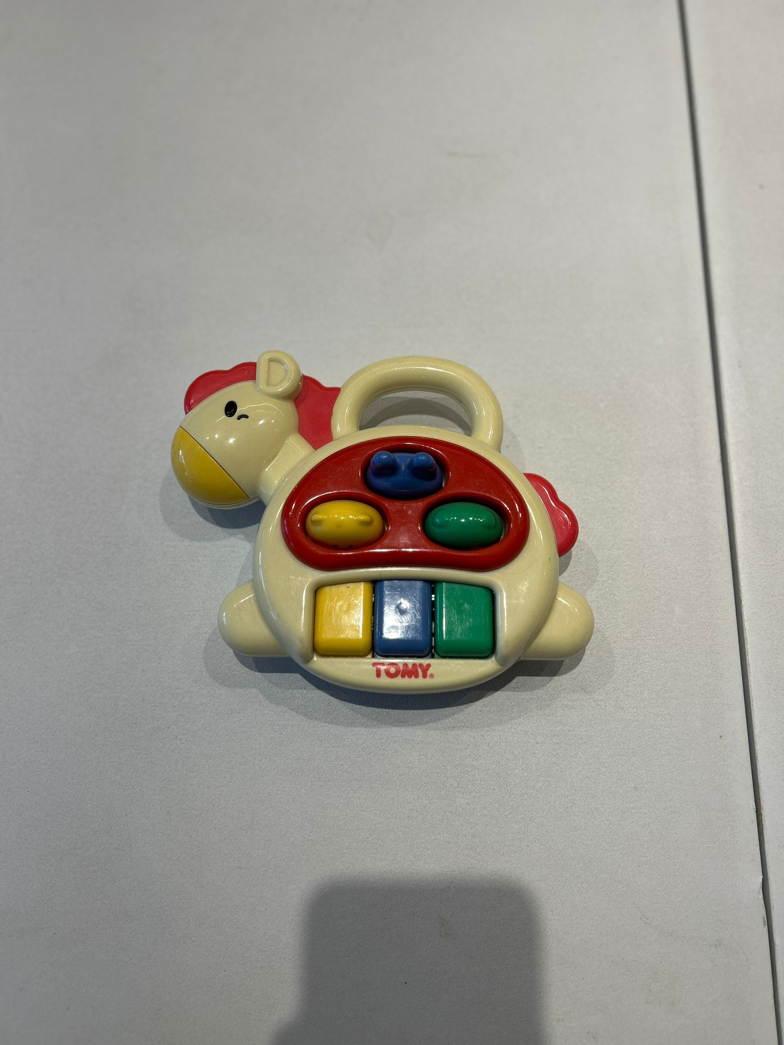 Tomy musical piano