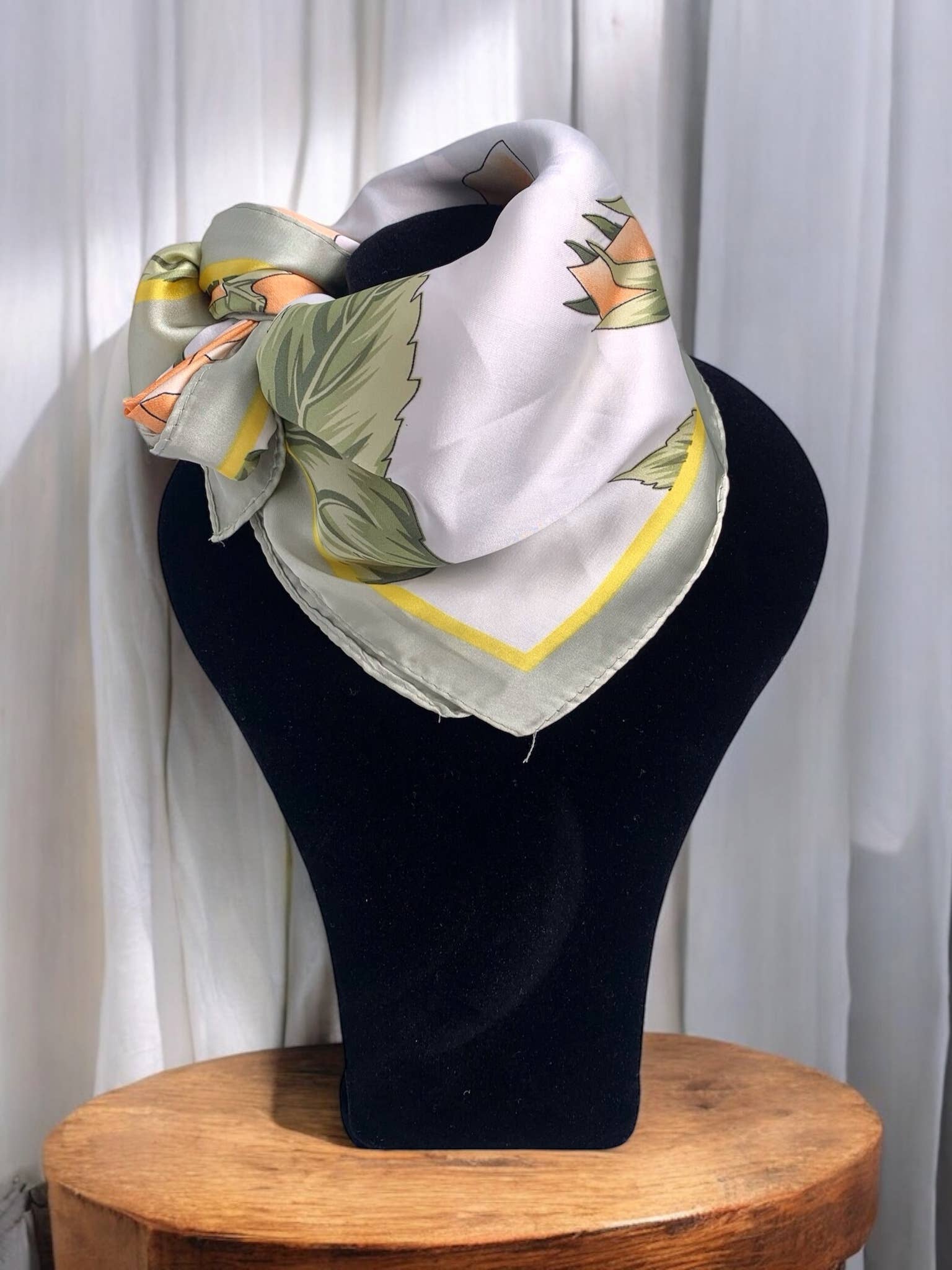 Foulard carré en soie FL06: Rose